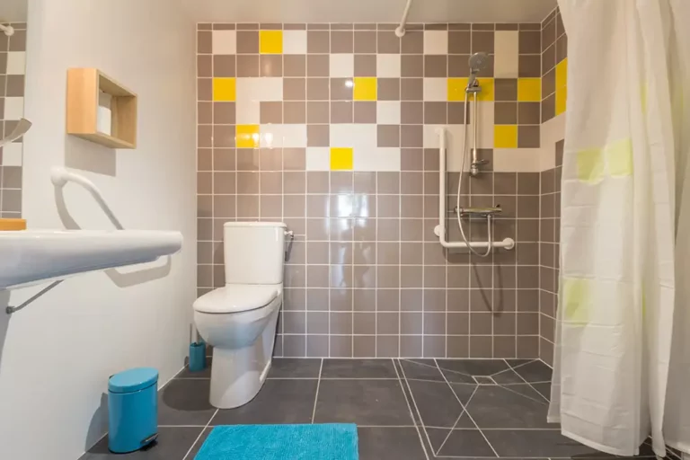 gite écologique toilettes accessibles handicapé