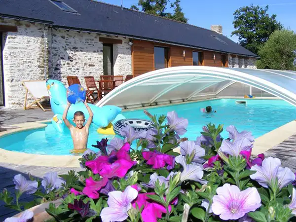 gite à vendre 44 piscine enfant