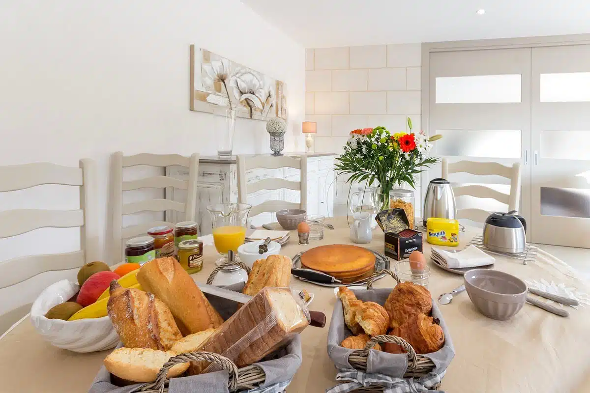 ouvrir chambre d'hôtes petit-déjeuner
