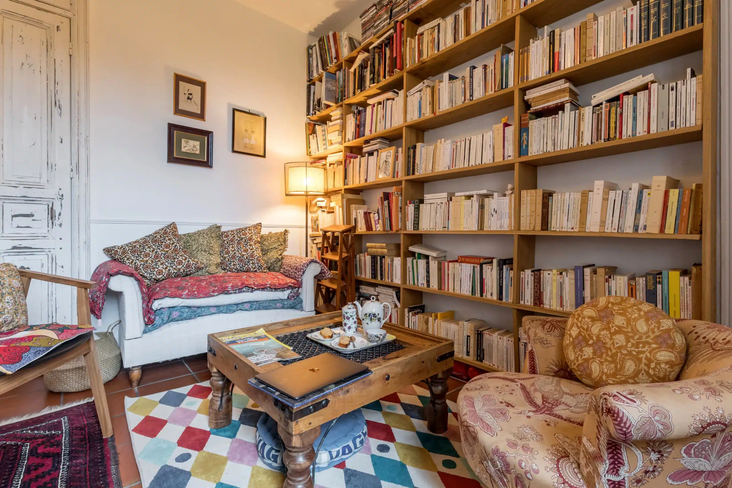 Une chambre perchée - coin détente