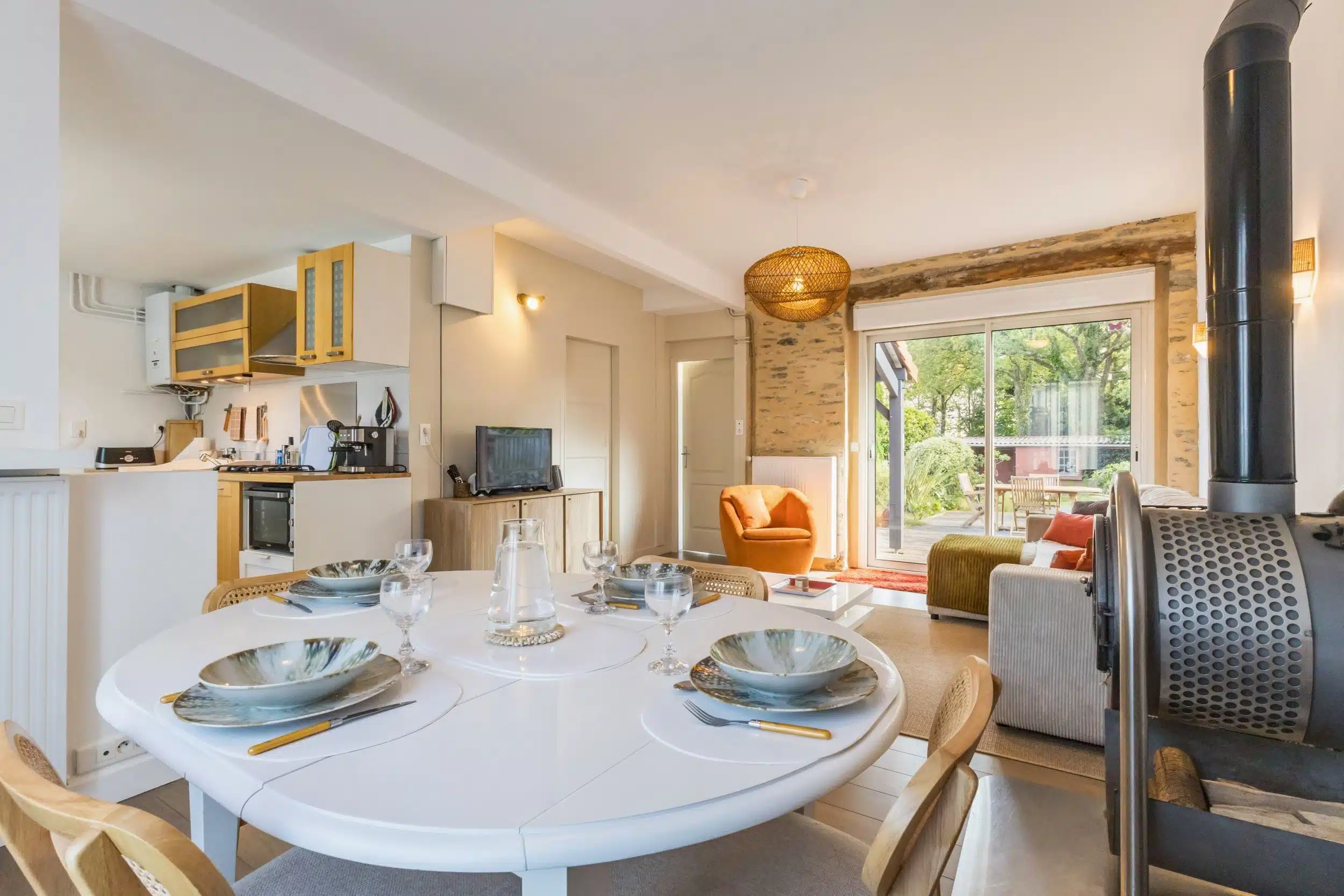 Lovely Family - salle à manger