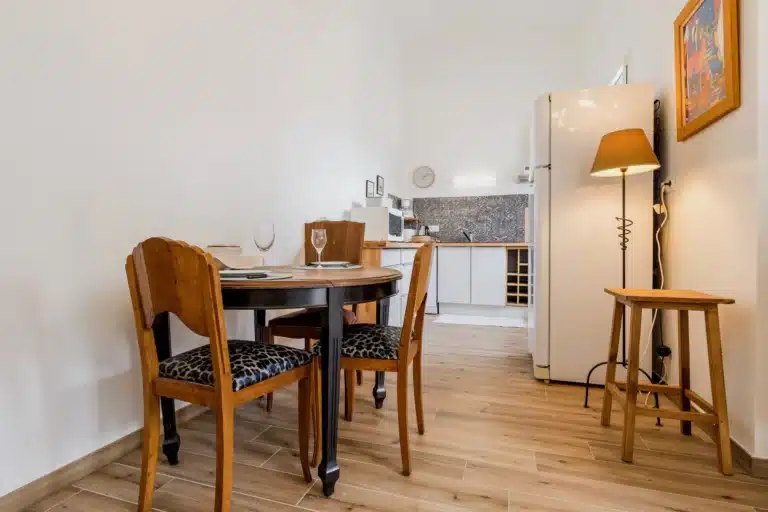 La petite maison - salle à manger